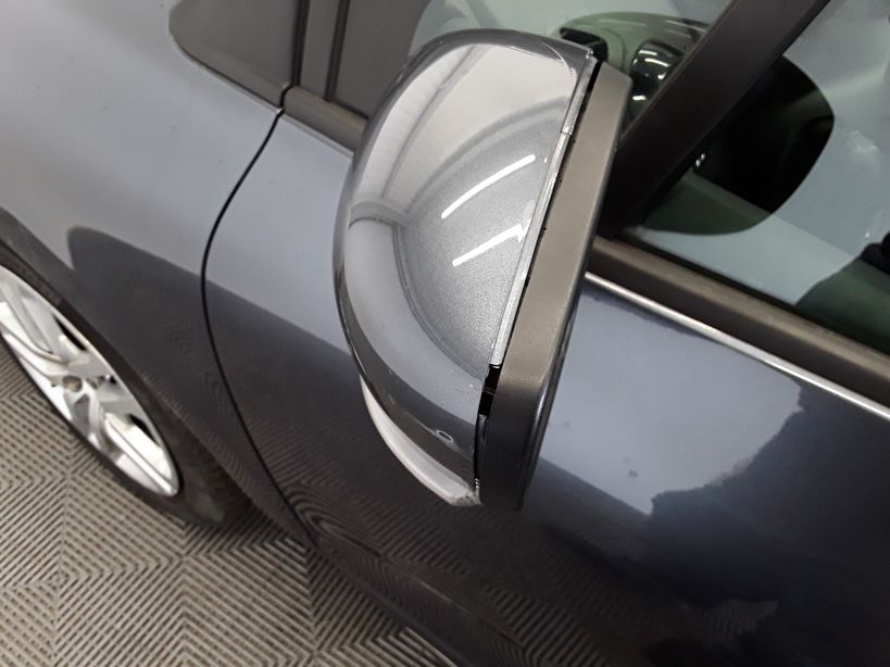 RENAULT CLIO IV ESTATE 2017 - Photo n°14