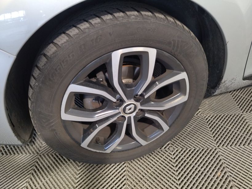 RENAULT CLIO IV 2020 - Photo n°4