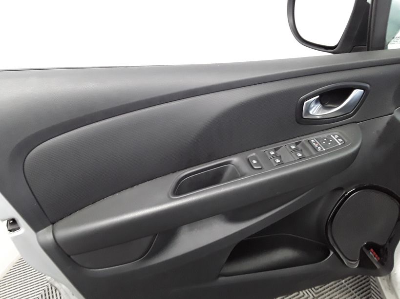 RENAULT CLIO IV 2019 - Photo n°13