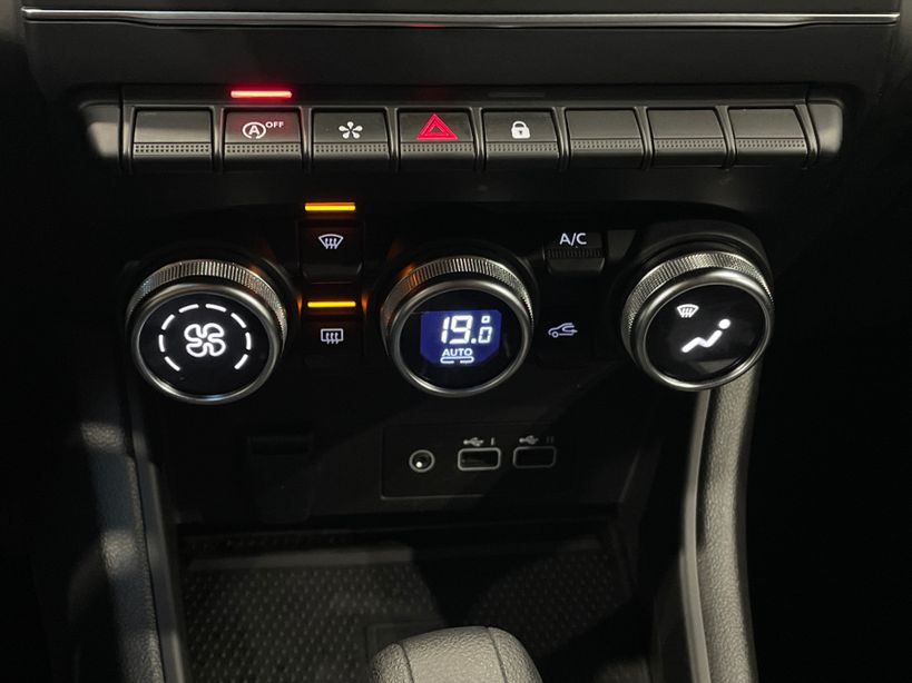 RENAULT CAPTUR 2023 - Photo n°17