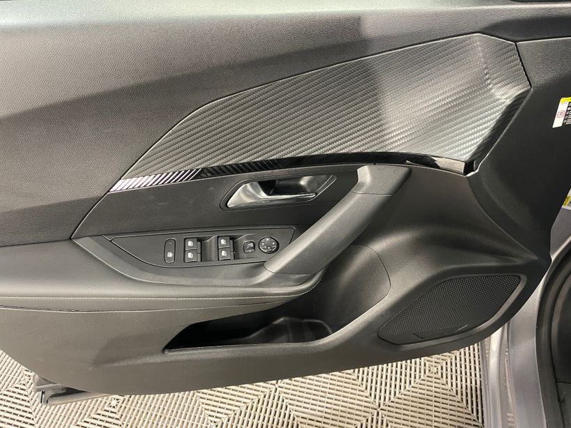 PEUGEOT 2008 2024 - Photo n°12