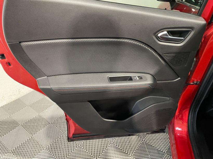 RENAULT CAPTUR 2022 - Photo n°17