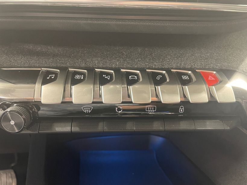 PEUGEOT 5008 2021 - Photo n°23