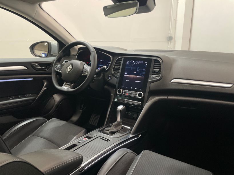 RENAULT MEGANE IV BERLINE 2023 - Photo n°9