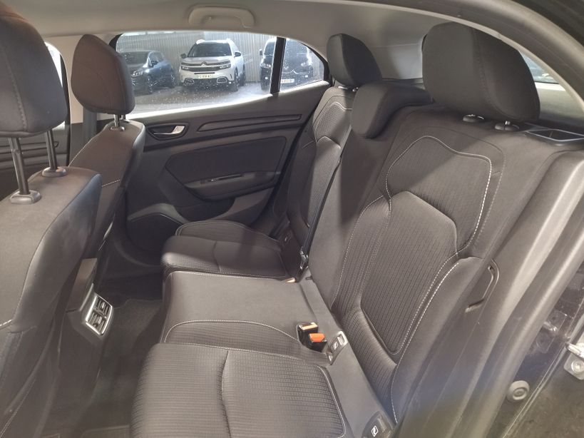 RENAULT MEGANE IV BERLINE BUSINESS 2019 - Photo n°18