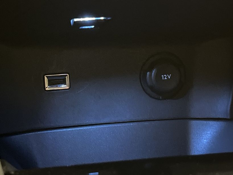 PEUGEOT 3008 BUSINESS 2020 - Photo n°19