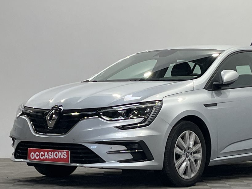 RENAULT MEGANE IV BERLINE 2021 - Photo n°45