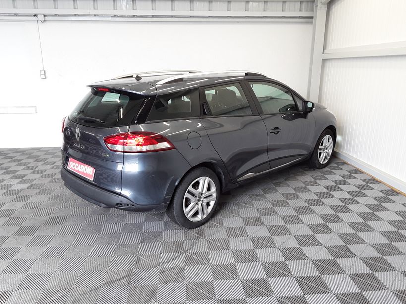 RENAULT CLIO IV ESTATE 2017 - Photo n°4