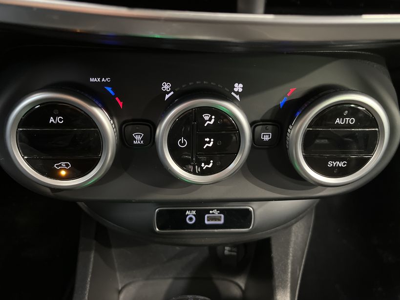 FIAT 500X 2017 - Photo n°17