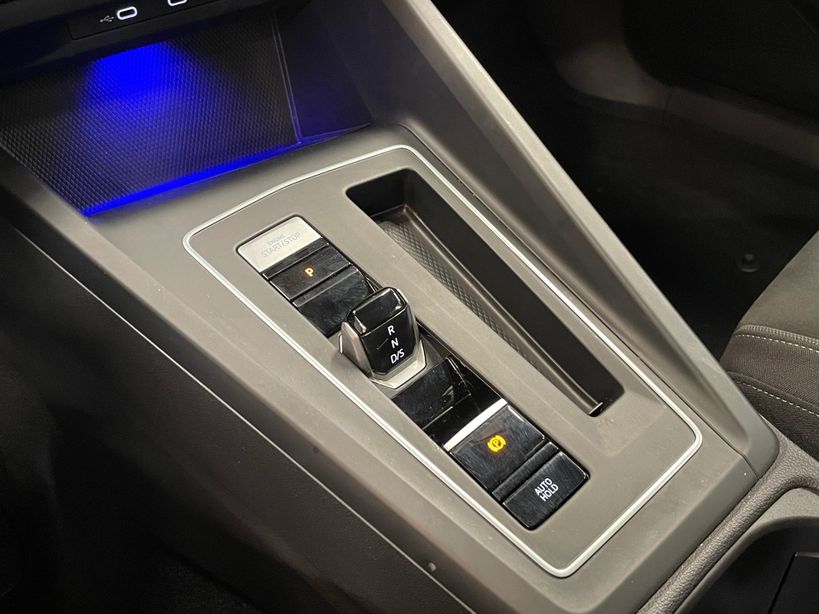 VOLKSWAGEN GOLF 2022 - Photo n°23