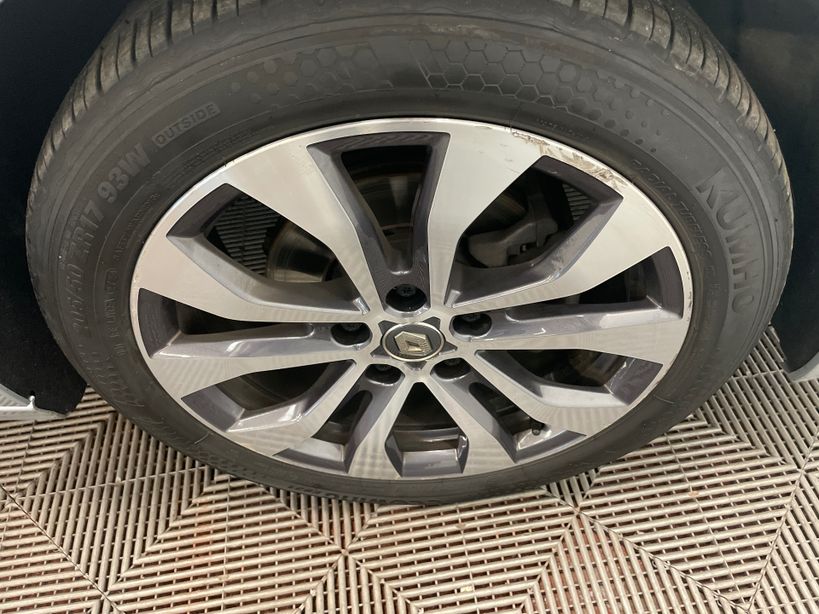 RENAULT MEGANE IV BERLINE 2023 - Photo n°2