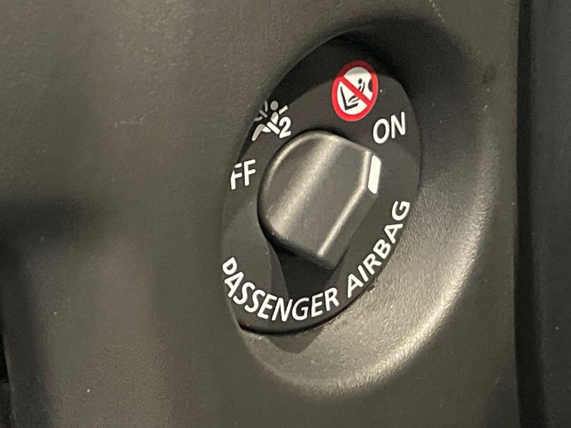 RENAULT MEGANE IV ESTATE 2022 - Photo n°48