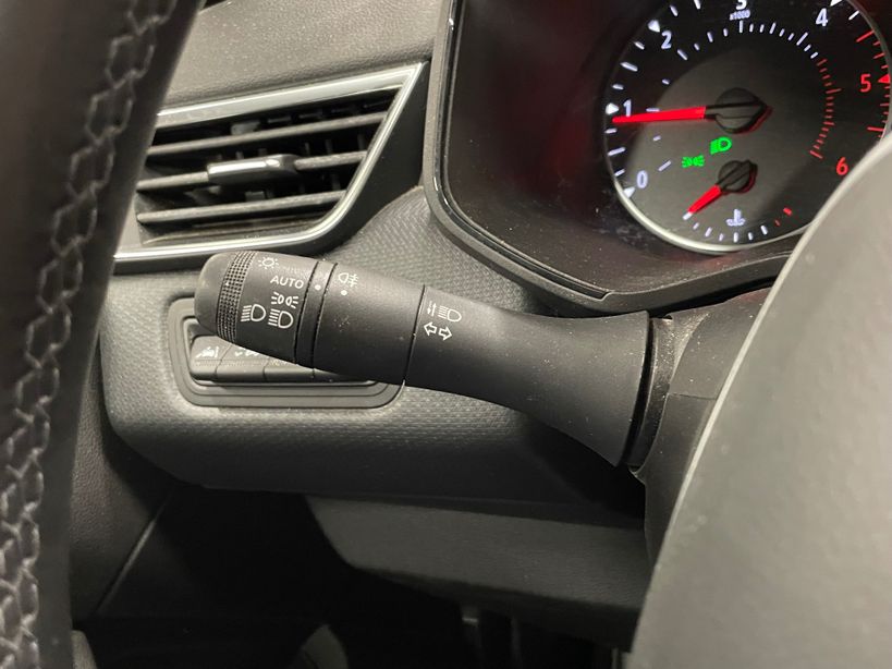 RENAULT CLIO V 2021 - Photo n°18