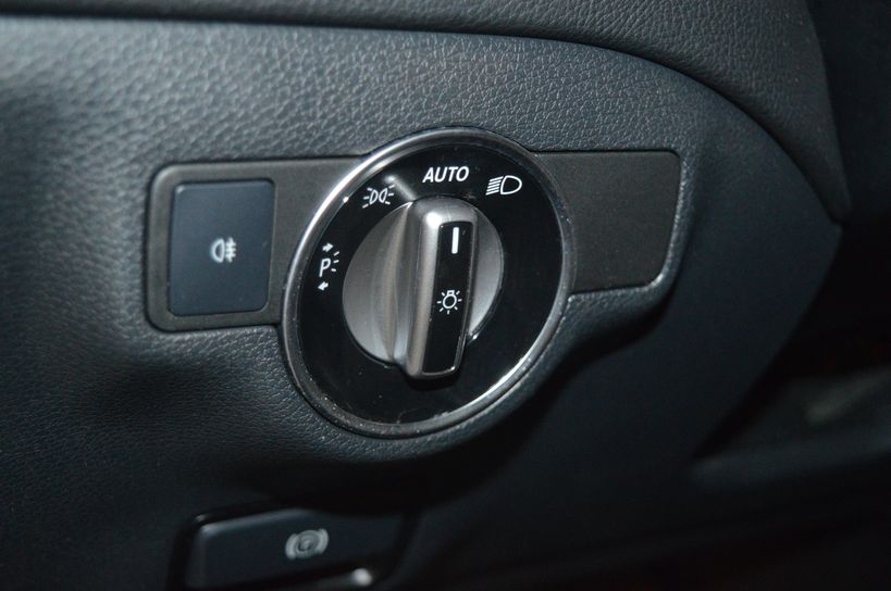 MERCEDES CLASSE CLA SHOOTING BRAKE 2017 - Photo n°36