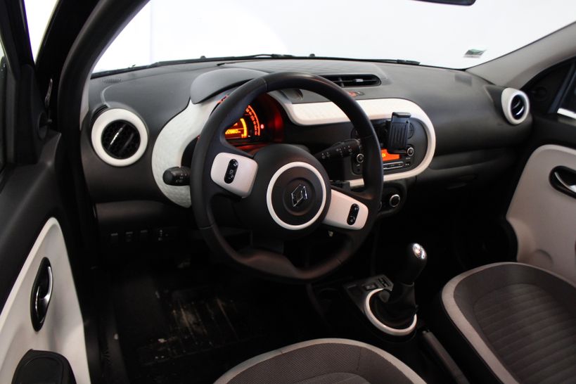 RENAULT TWINGO III 2019 - Photo n°10