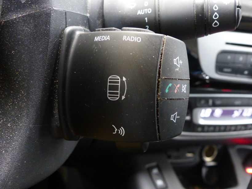 RENAULT SCENIC III 2016 - Photo n°23