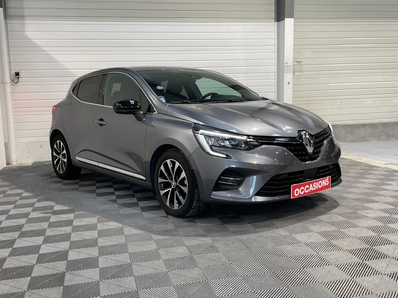 RENAULT CLIO V 2023 - Photo n°3