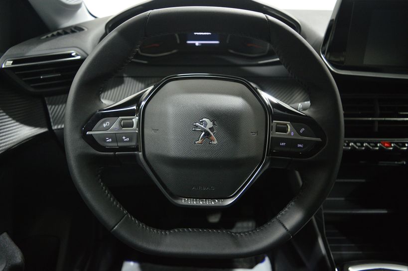 PEUGEOT 208 2022 - Photo n°11
