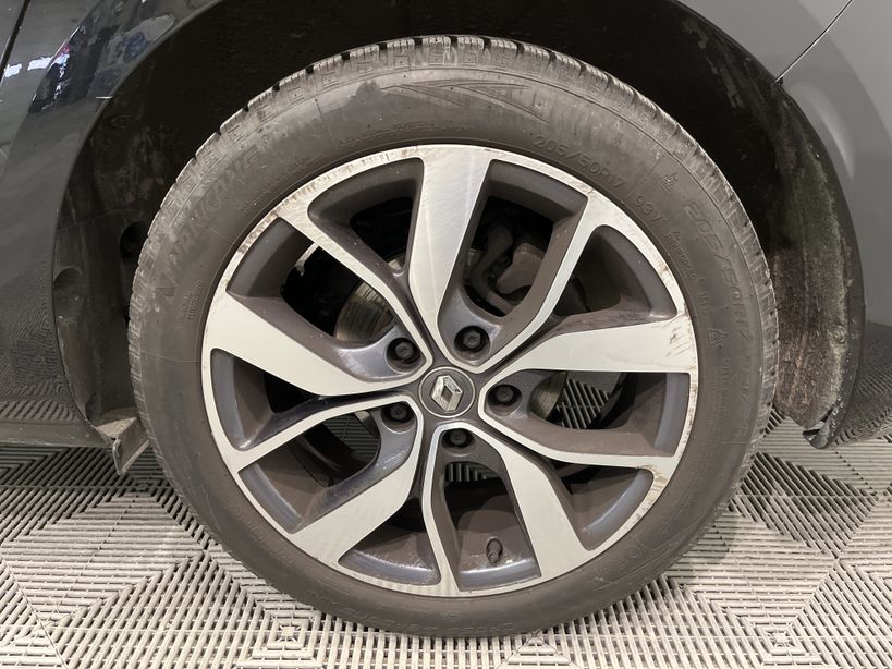 RENAULT MEGANE IV ESTATE 2017 - Photo n°29
