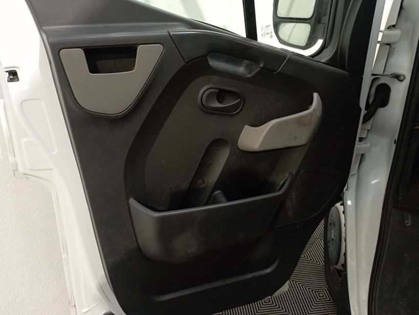 RENAULT MASTER FOURGON 2017 - Photo n°31