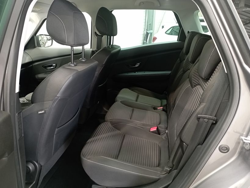 RENAULT SCENIC IV 2022 - Photo n°12