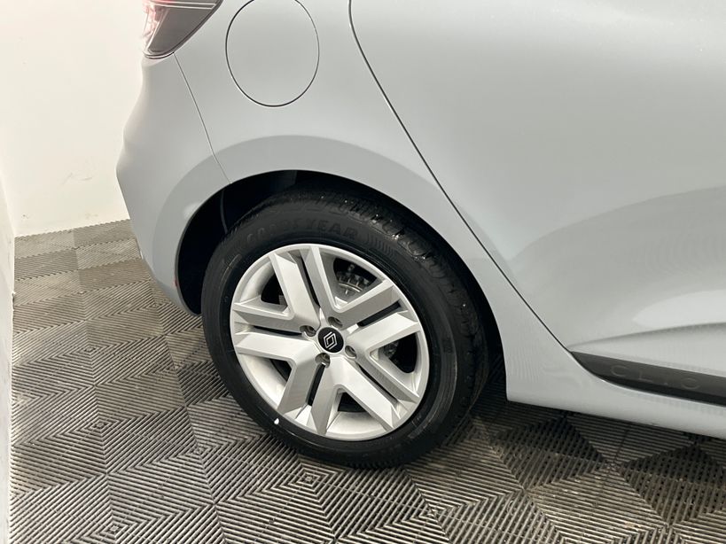 RENAULT CLIO V 2024 - Photo n°3