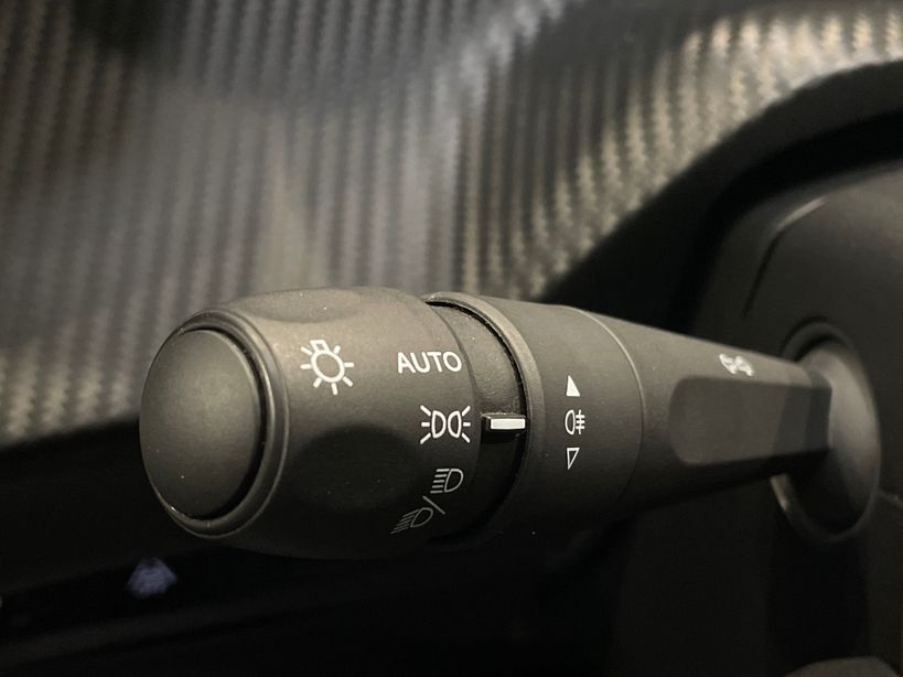 PEUGEOT 208 2023 - Photo n°29