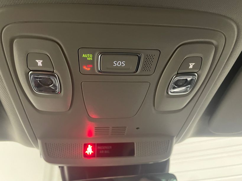 RENAULT MEGANE IV BERLINE 2022 - Photo n°36