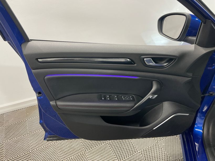 RENAULT MEGANE IV BERLINE 2022 - Photo n°35