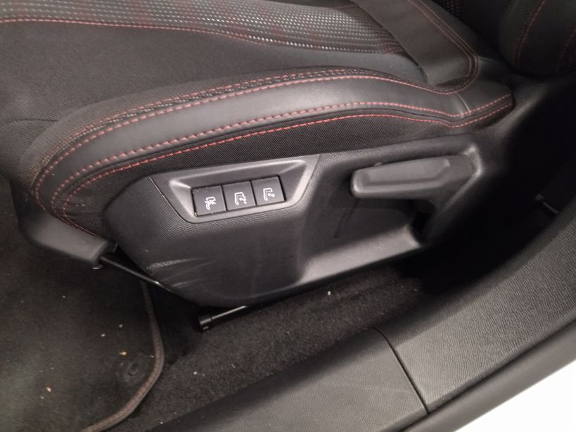 PEUGEOT 308 2021 - Photo n°25