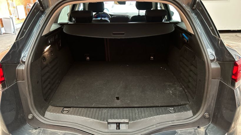RENAULT MEGANE IV ESTATE 2021 - Photo n°14