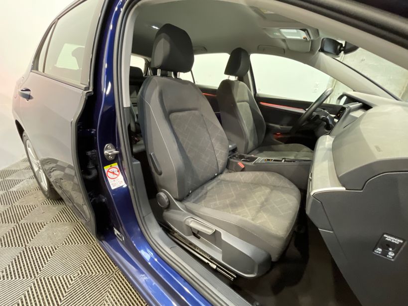 VOLKSWAGEN GOLF 2023 - Photo n°43