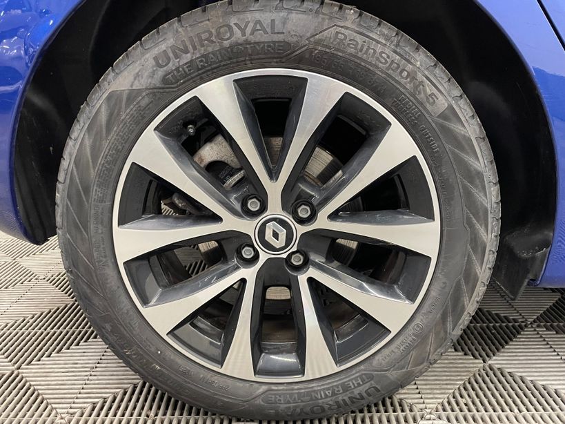 RENAULT CLIO V 2023 - Photo n°37