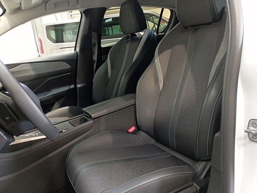 PEUGEOT 308 2024 - Photo n°11