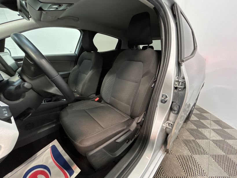 RENAULT CLIO V 2022 - Photo n°9