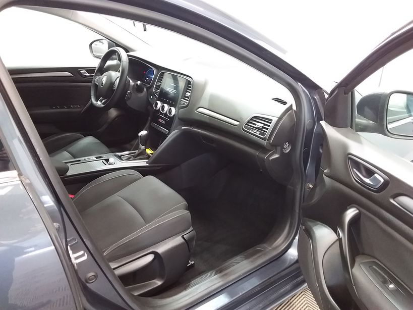 RENAULT MEGANE IV ESTATE 2021 - Photo n°7