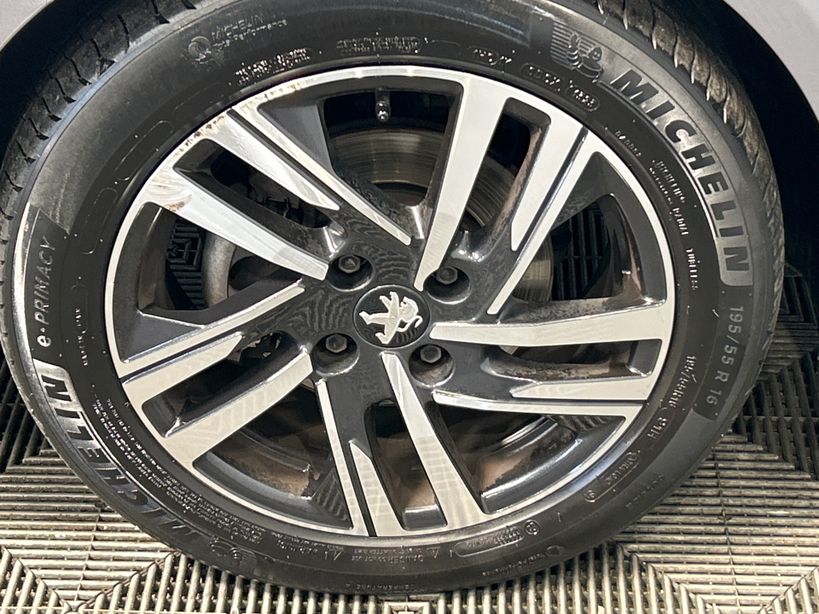 PEUGEOT 208 2023 - Photo n°16