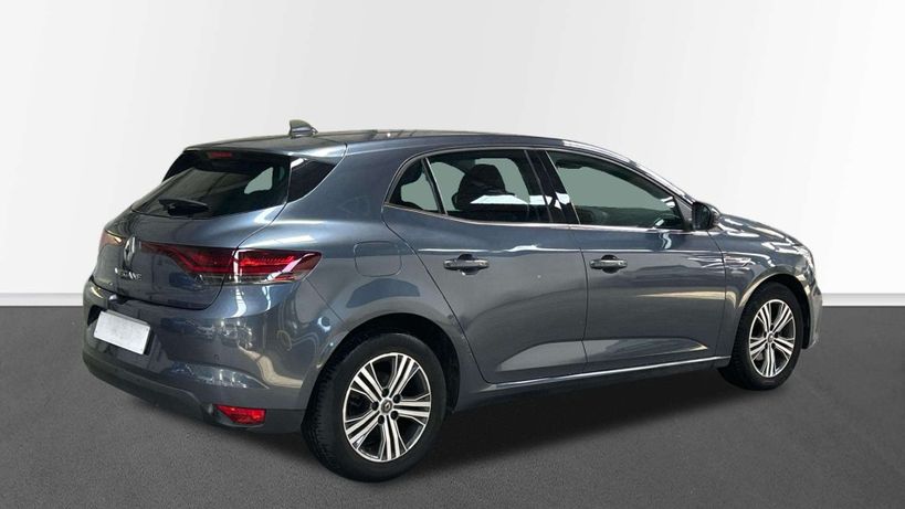 RENAULT MEGANE IV BERLINE 2022 - Photo n°5