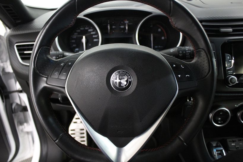 ALFA ROMEO GIULIETTA SERIE 2 2017 - Photo n°24