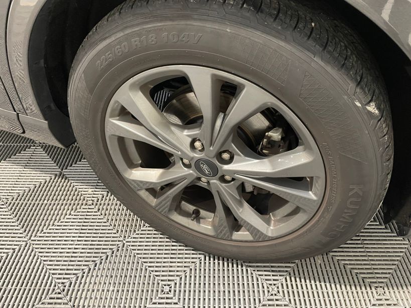 FORD KUGA 2022 - Photo n°5
