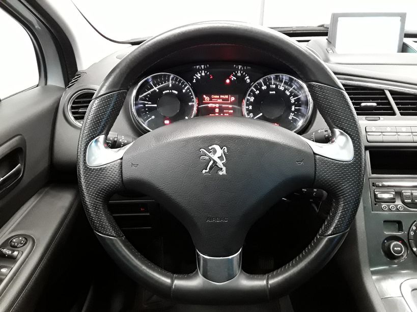 PEUGEOT 5008 2015 - Photo n°12