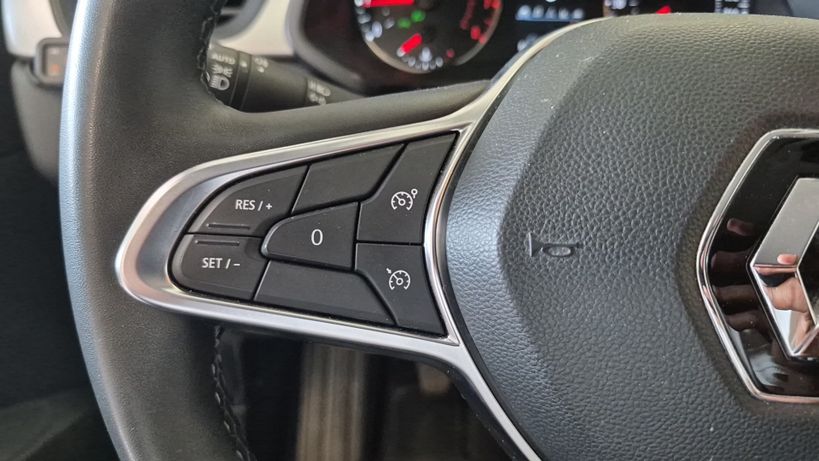 RENAULT CAPTUR 2021 - Photo n°20