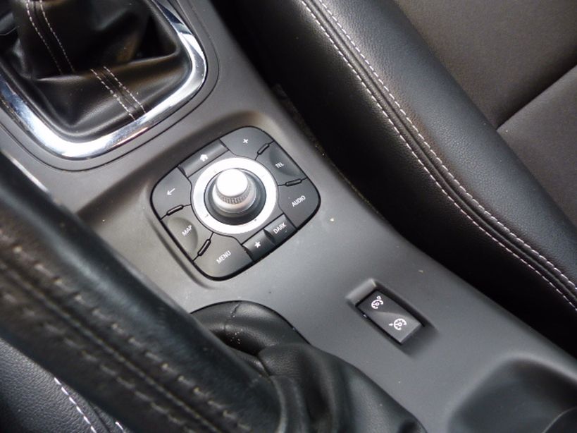 RENAULT MEGANE III ESTATE BUSINESS 2015 - Photo n°21