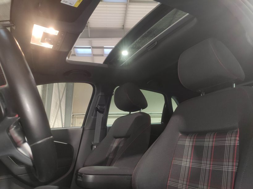 Volkswagen POLO 2017 - Photo n°12