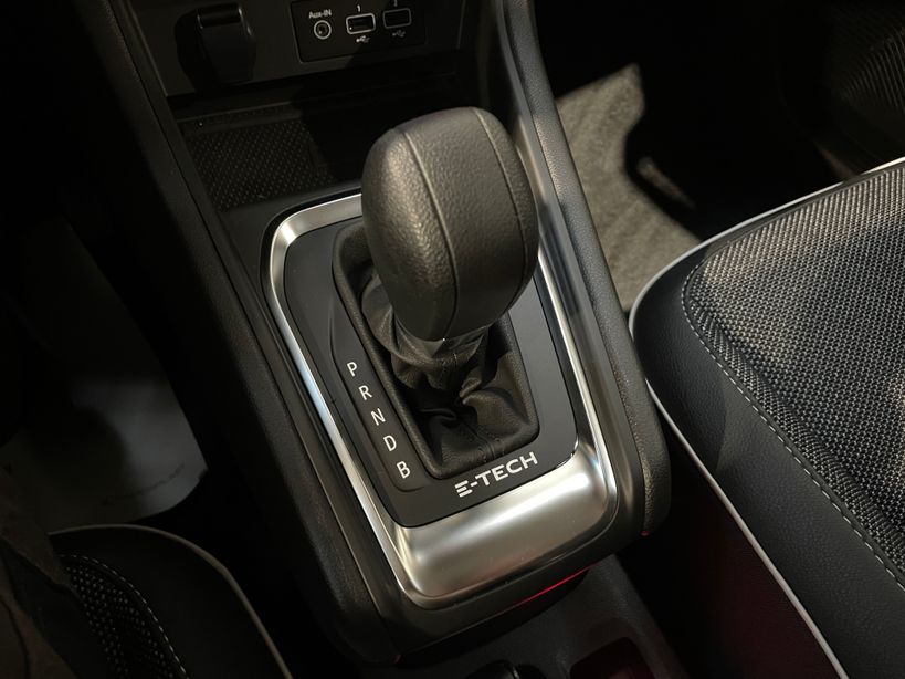 RENAULT CAPTUR 2023 - Photo n°27