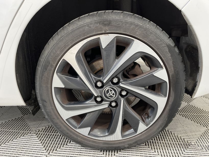 TOYOTA AURIS MY17 2018 - Photo n°19