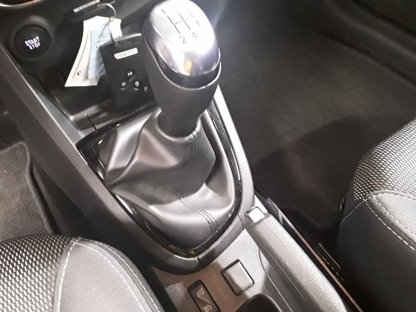 RENAULT CLIO IV BUSINESS 2018 - Photo n°13