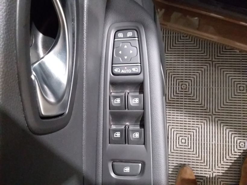 RENAULT CAPTUR 2018 - Photo n°12