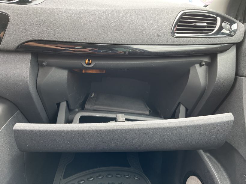 RENAULT SCENIC III 2015 - Photo n°24