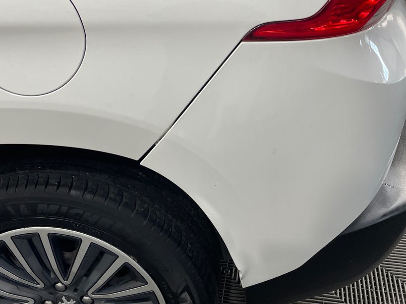 PEUGEOT 2008 2015 - Photo n°7